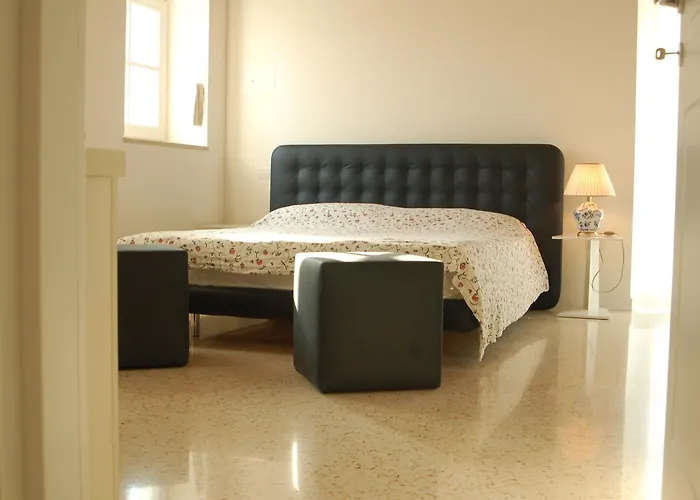 Quirinus Venetia Apartmanhotel 4*