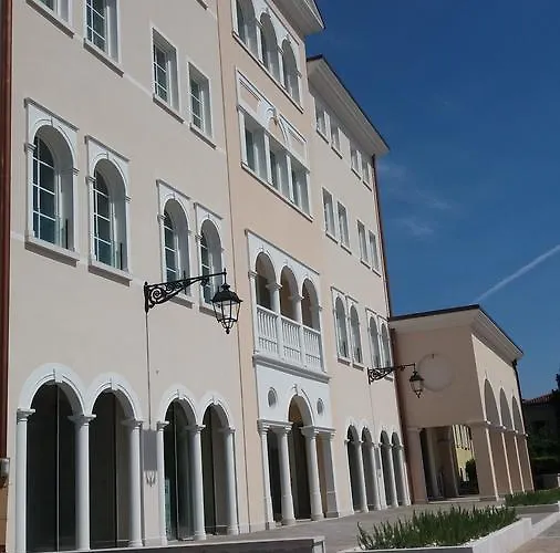 Apartmanhotel Quirinus Venetia 4*